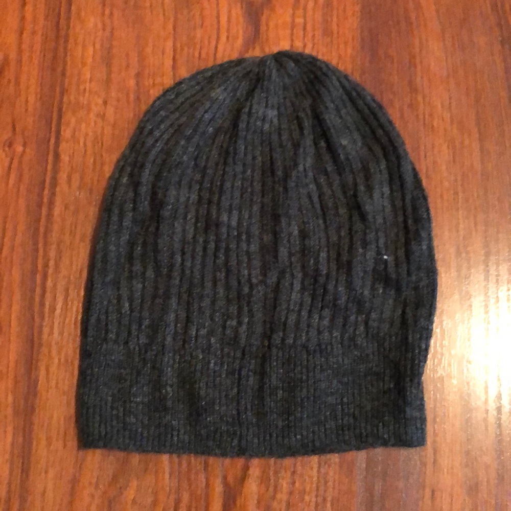 American Eagle Lightweight Beanie Hat